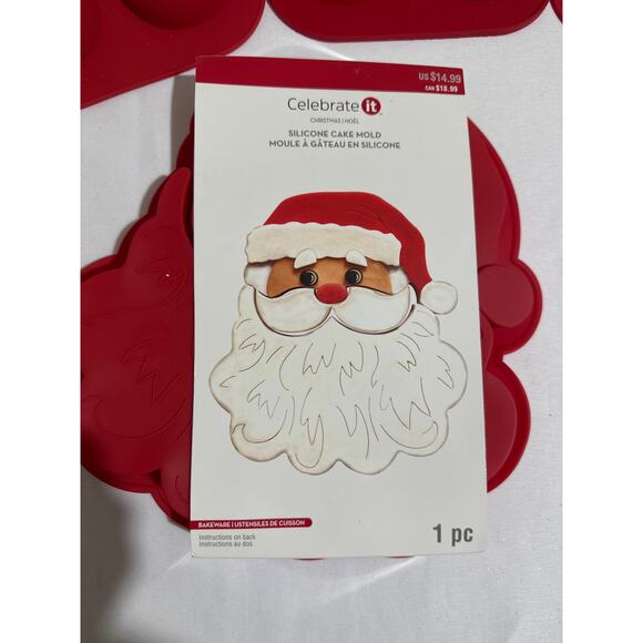 Christmas Bakeware Silicone Treat/cake molds. Bought them $10ea 5 piece set NWT - Picture 3 of 7